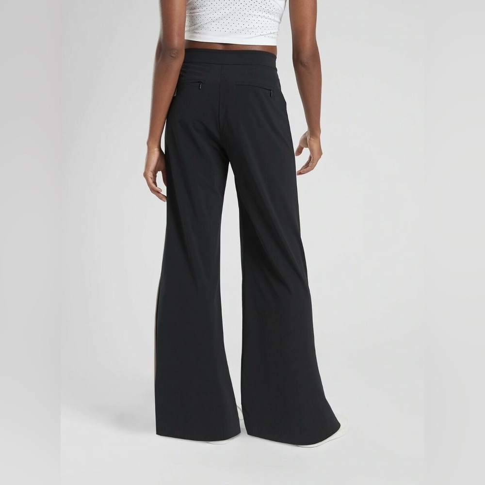 Athleta Luxe Gramercy Track Trousers in Black & White, size 10 - Picture 15 of 15